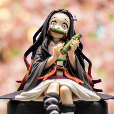 New Demon Slayer Anime statue Perching Noodle Stopper Action Figure Toy Nezuko